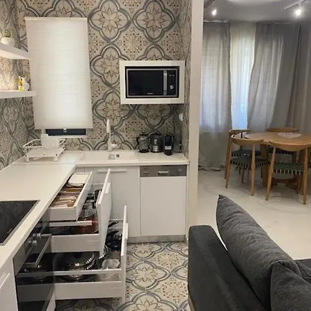Estia Luxury